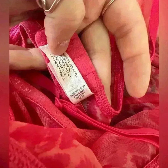 Victoria’s Secret cheetah print slip dress size 36c - Picture 4 of 4